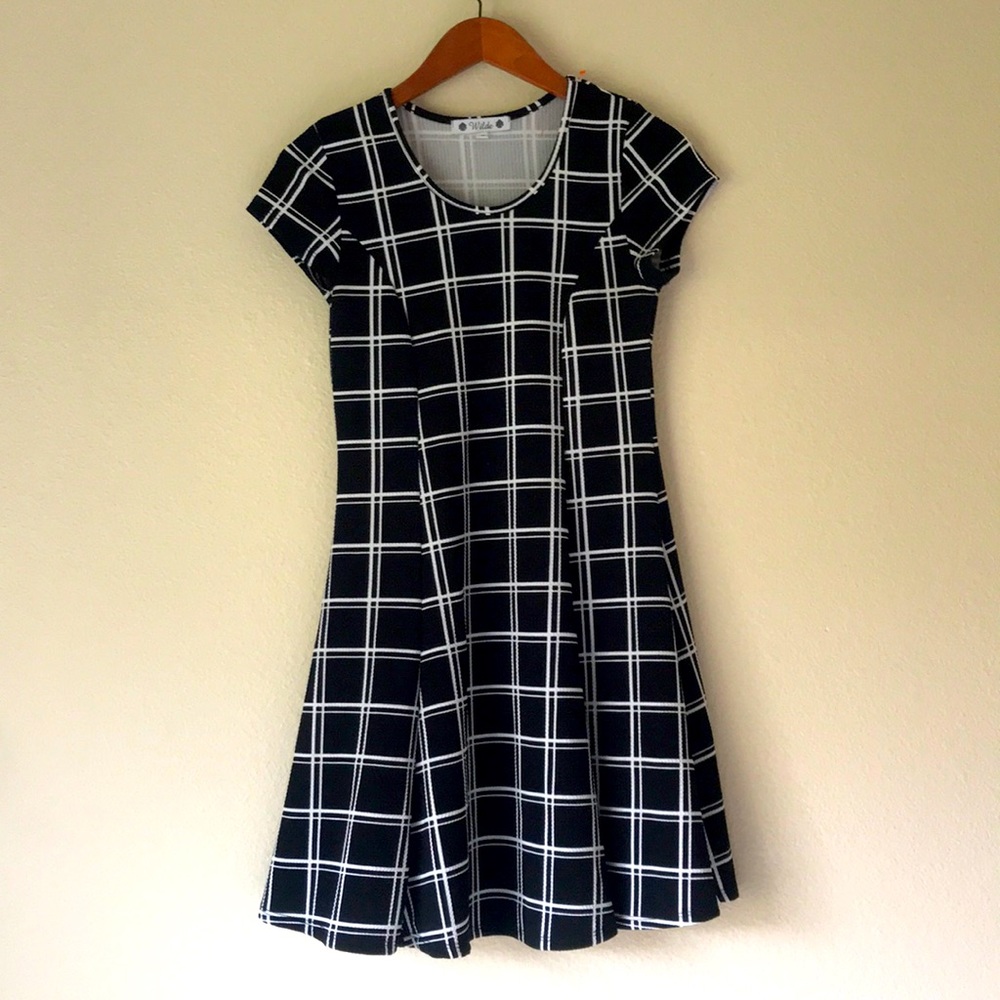 Black and White Plaid Semi-stretchy Short Dress